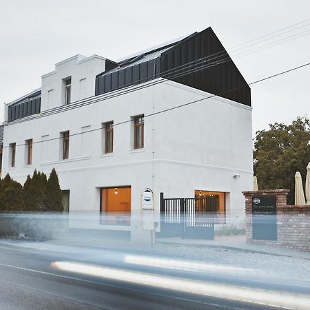 Coffein Apartments Mostkovice المظهر الخارجي الصورة